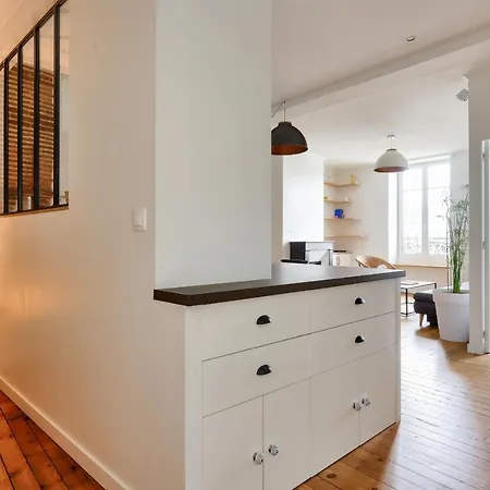 Plein Centre De : Pour 4 *