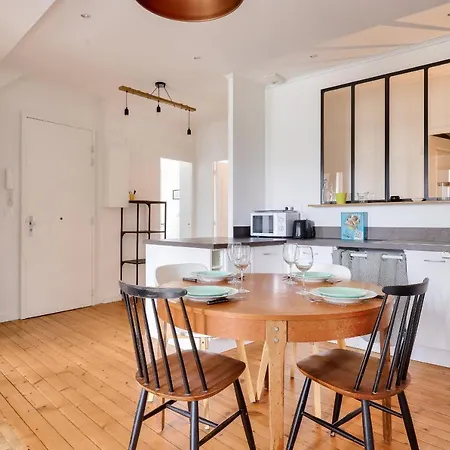 Plein Centre De : Pour 4 *